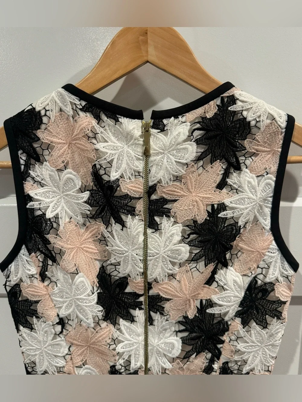 NEW Kate Spade NY Tiger Lily Lace Sheath dress size 0